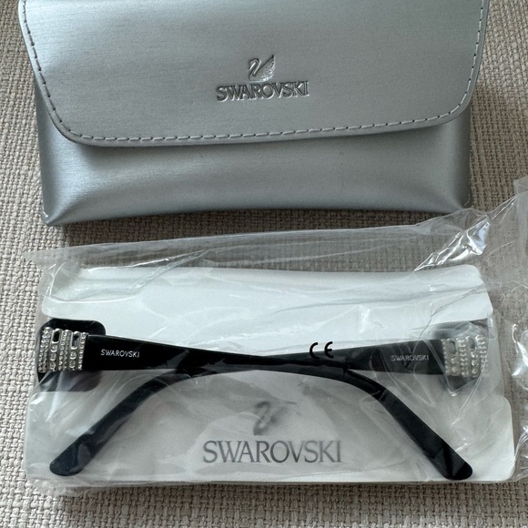 Swarovski Black Sunglasses with Silver Pouch - Picture 2 of 2